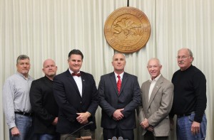 Pictured (L-R) City Commissioners Kevin Esker, Kevin Willis, Mayor Jeff Bloemker, Police Chief Jeff Fuesting, Commissioners Merv Gillenwater, Don Althoff. 